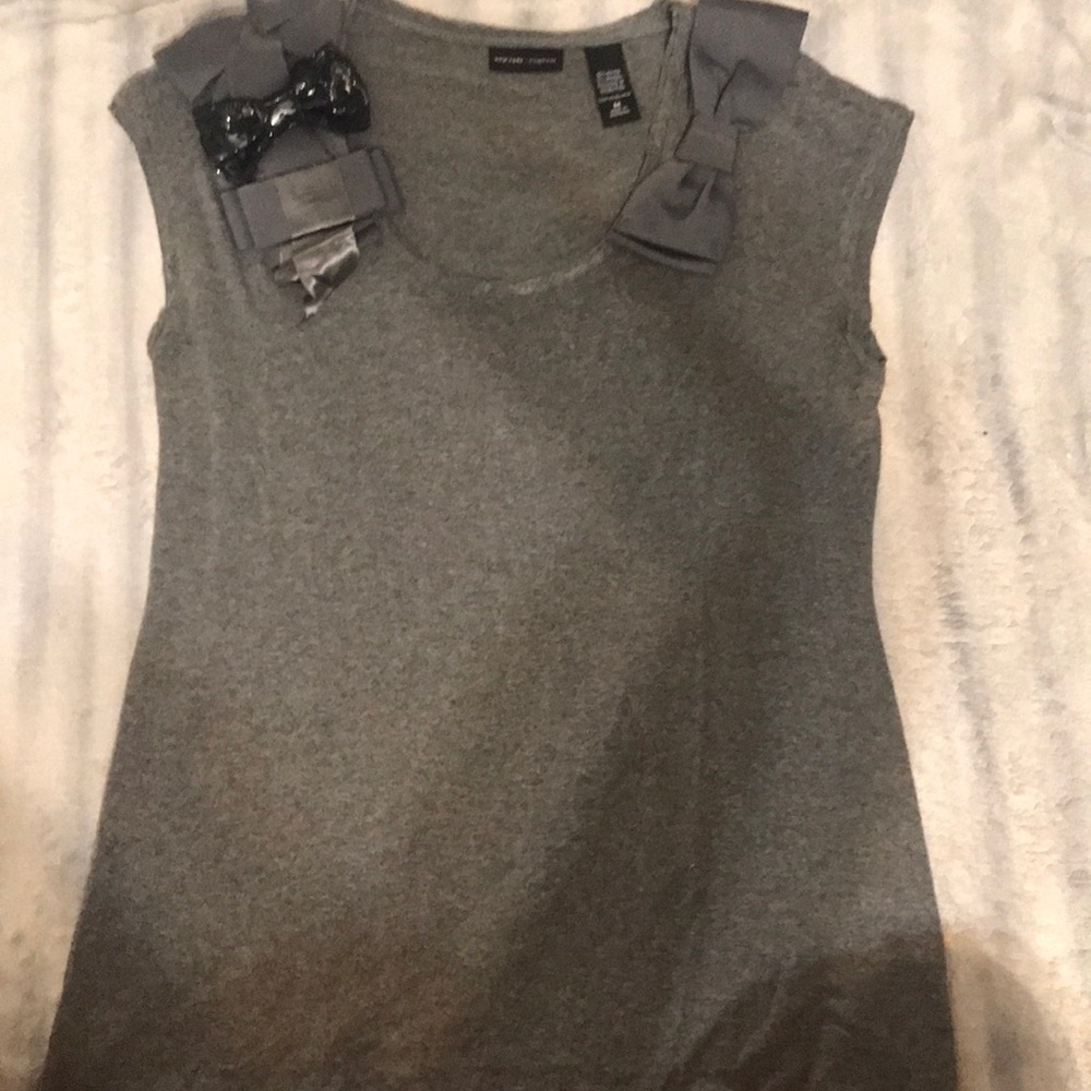 New York and Company Bow top